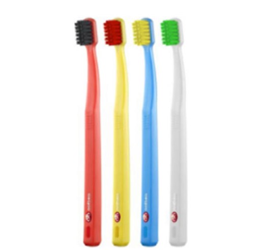 Why can the breathable eyelet design of Children's Clean Tooth Small Head Toothbrush effectively reduce bacterial growth and moisture residue?